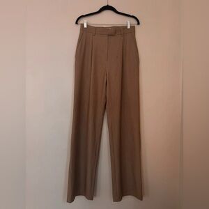 Djerf Avenue • “favorite pants” in oat